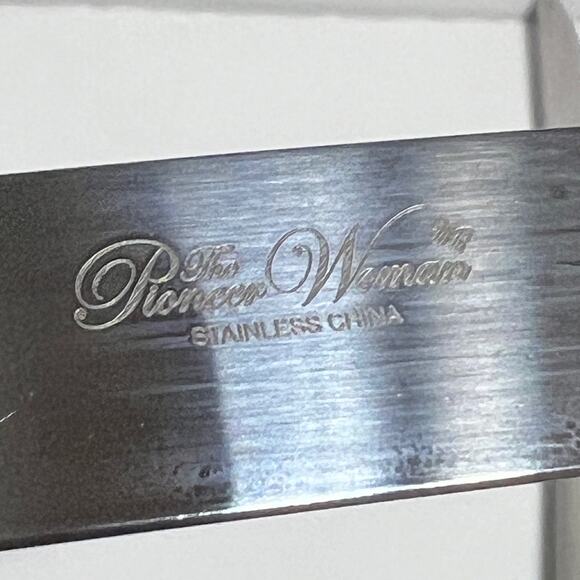 Pioneer Woman Cowgirl Lace pearl gray 3 pc set Flatware 3 forks 3 knives ONLY DC - Picture 2 of 16